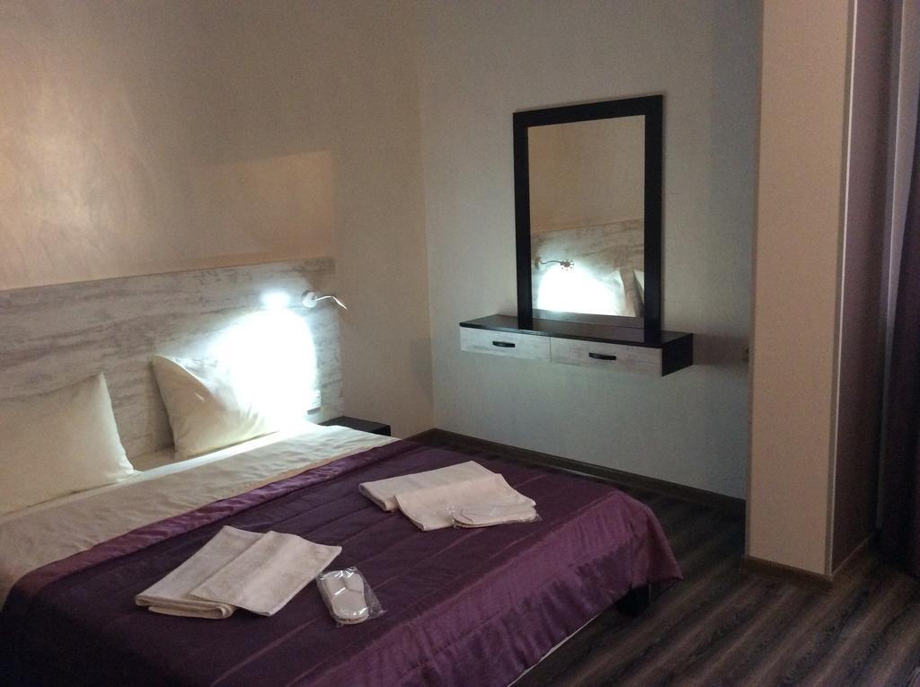 Best Hotel Aygestan Jerevan Rom bilde